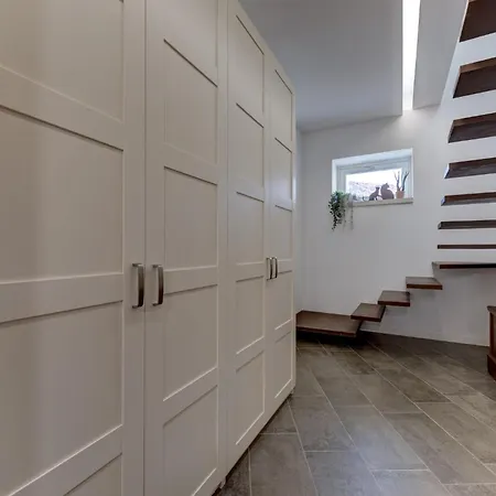 מלון דירות Ortigia 4*