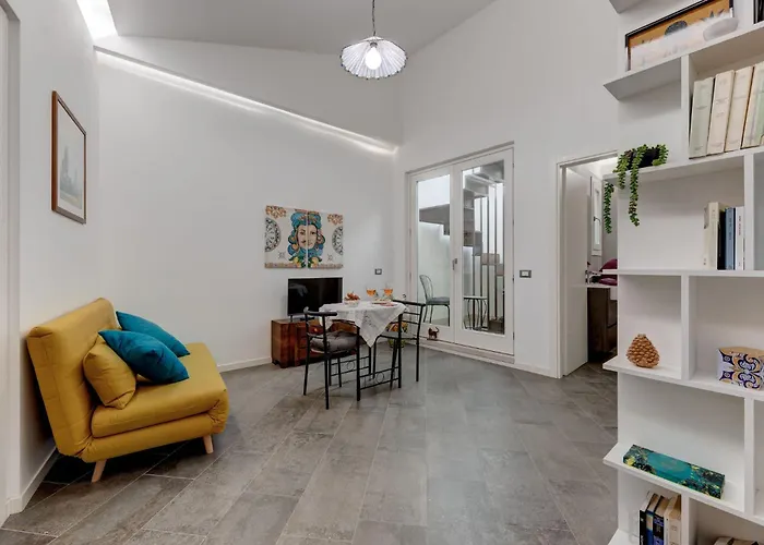 Ortigia Lägenhetshotell 4*